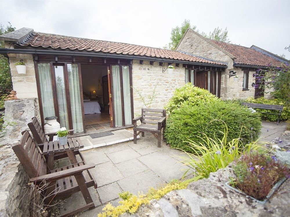Beeches Farmhouse Country Cottages & Rooms Bradford-On-Avon ภายนอก รูปภาพ